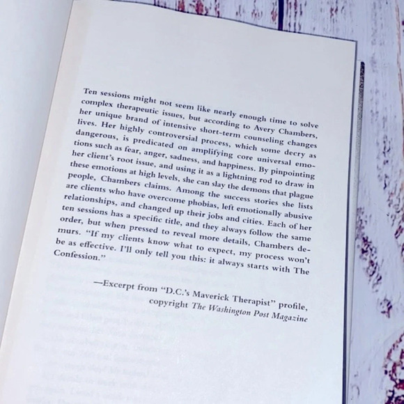 The Golden Couple novel hardback 2022 - Picture 5 of 8